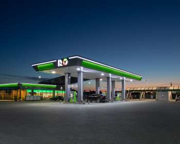 Customers of OSCAR RO franchise gas stations will enjoy discounts on fuel or selected products through the OSCAR RO discount card